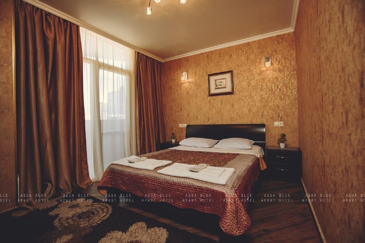 Apart Hotel Luxor บาทูมิ ภายนอก รูปภาพ